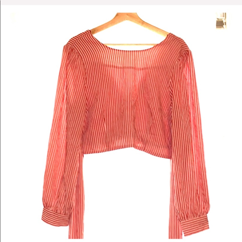 Chriselle x J.O.A. Tie-Waist top - Picture 4 of 12